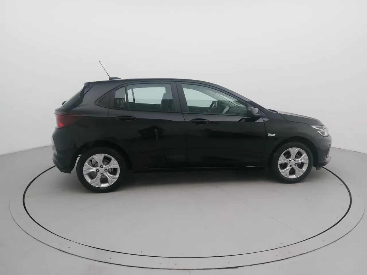 Chevrolet Onix Plus LTZ 1.0 12V TB Flex Aut. 4P, foto 6 de 18