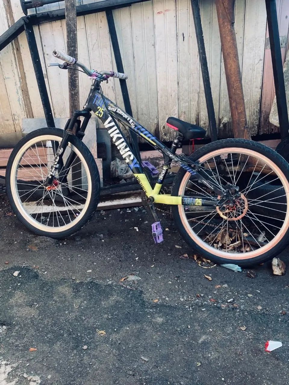 Vendo bicicleta viking 