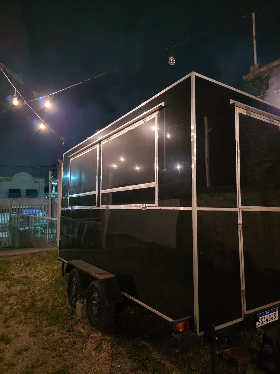 TRAILER PARA LANCHES SEMI-NOVO COMPLETO COM APENAS 1 ANO DE USO - Foto 3