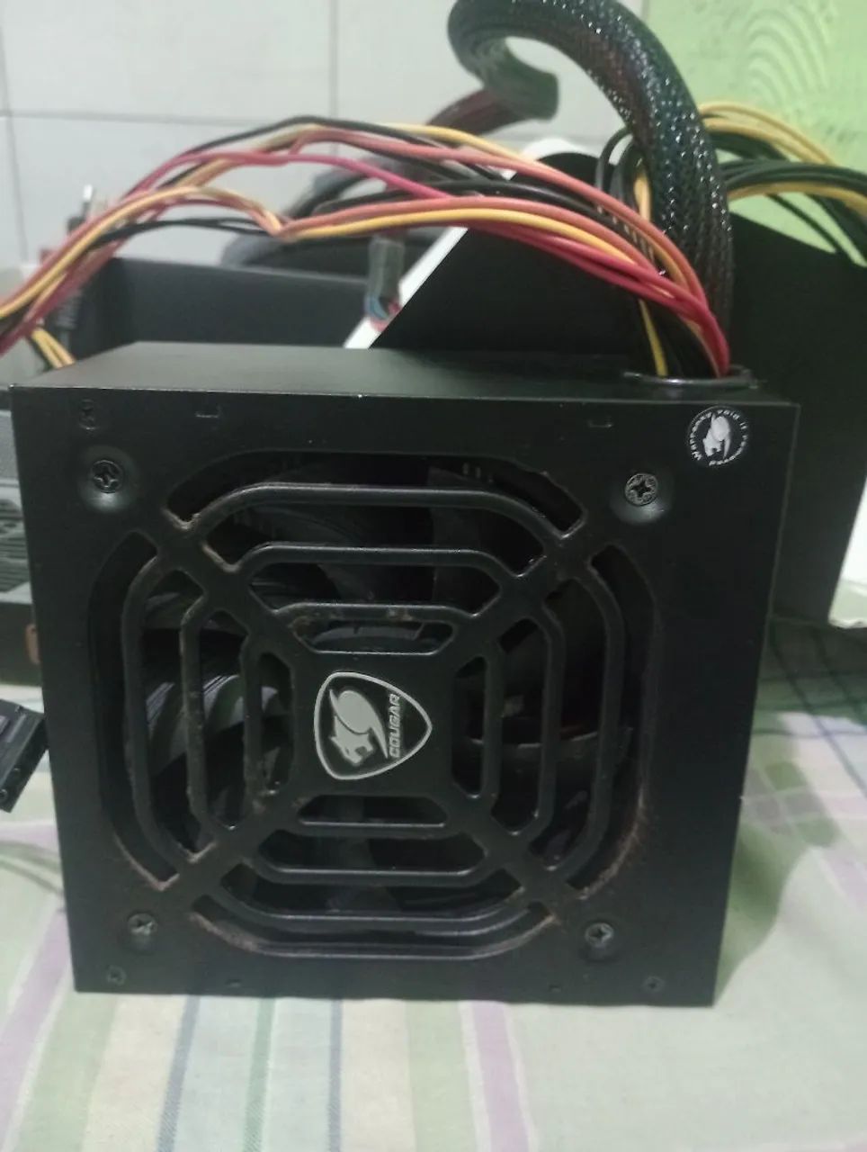 Fonte 500w 80 PLUS da Cougar Bivolt