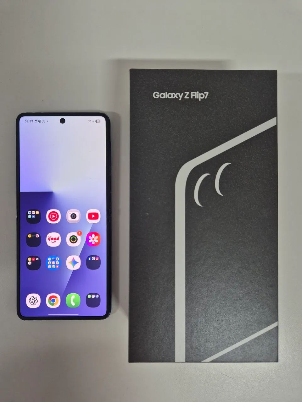 Samsung Galaxy Z Flip 7 - Foto 4