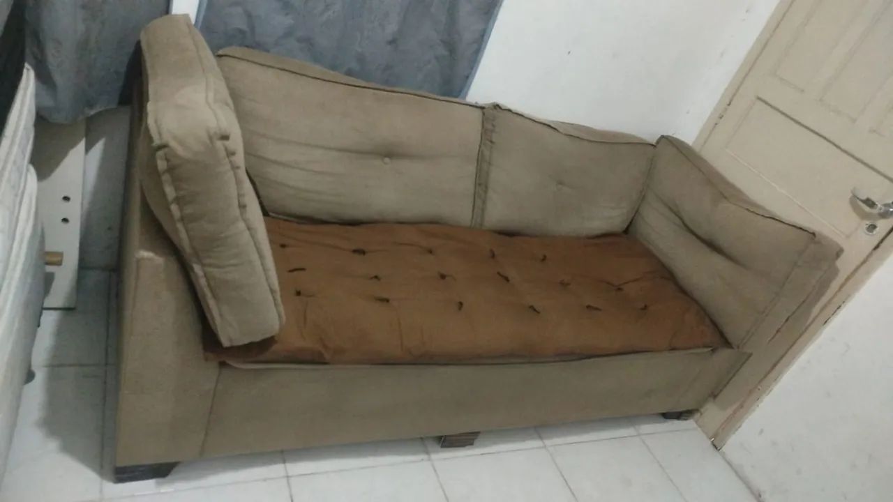 Sofá 3 lugares, entrega grátis - Foto 2