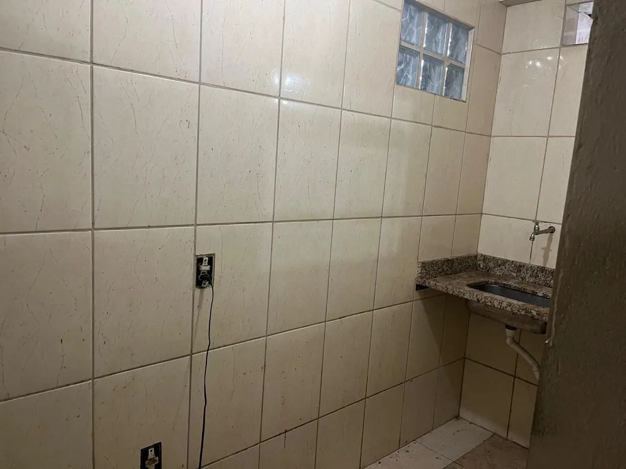 Aluga-se  casa  com ou sem mobilia  - Foto 2