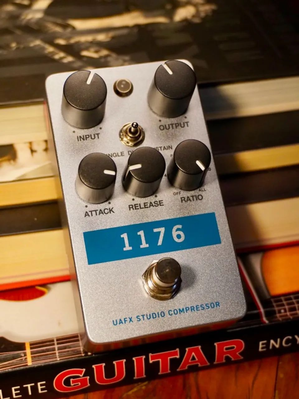 Pedal Universal Audio UAFX 1176 Stage Compressor