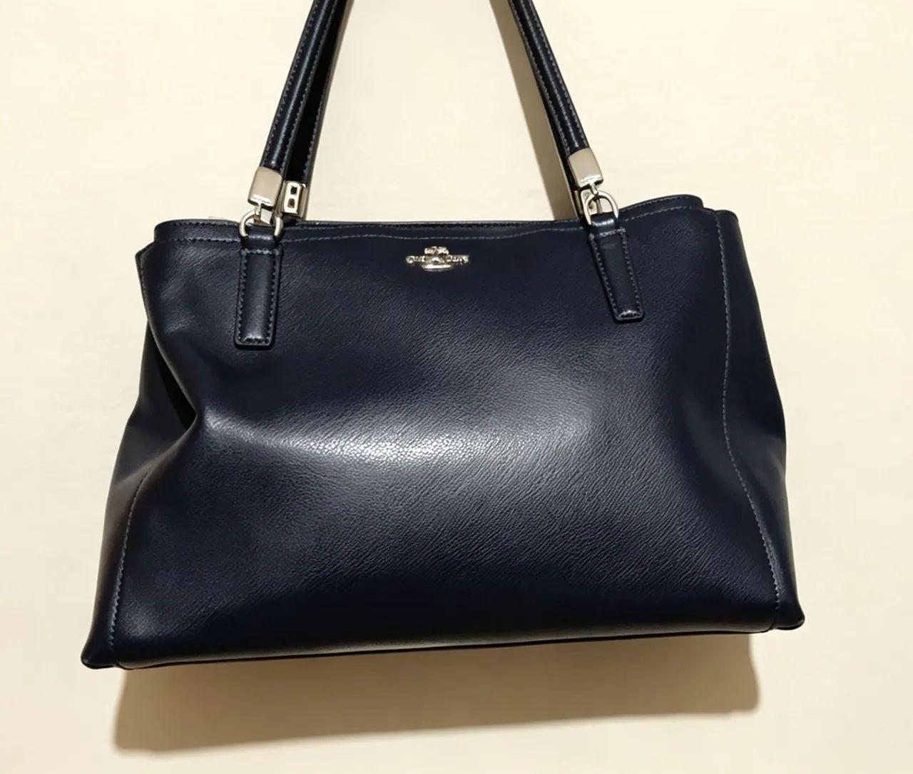 Bolsa coach original azul marinho, tem varios comprimento 