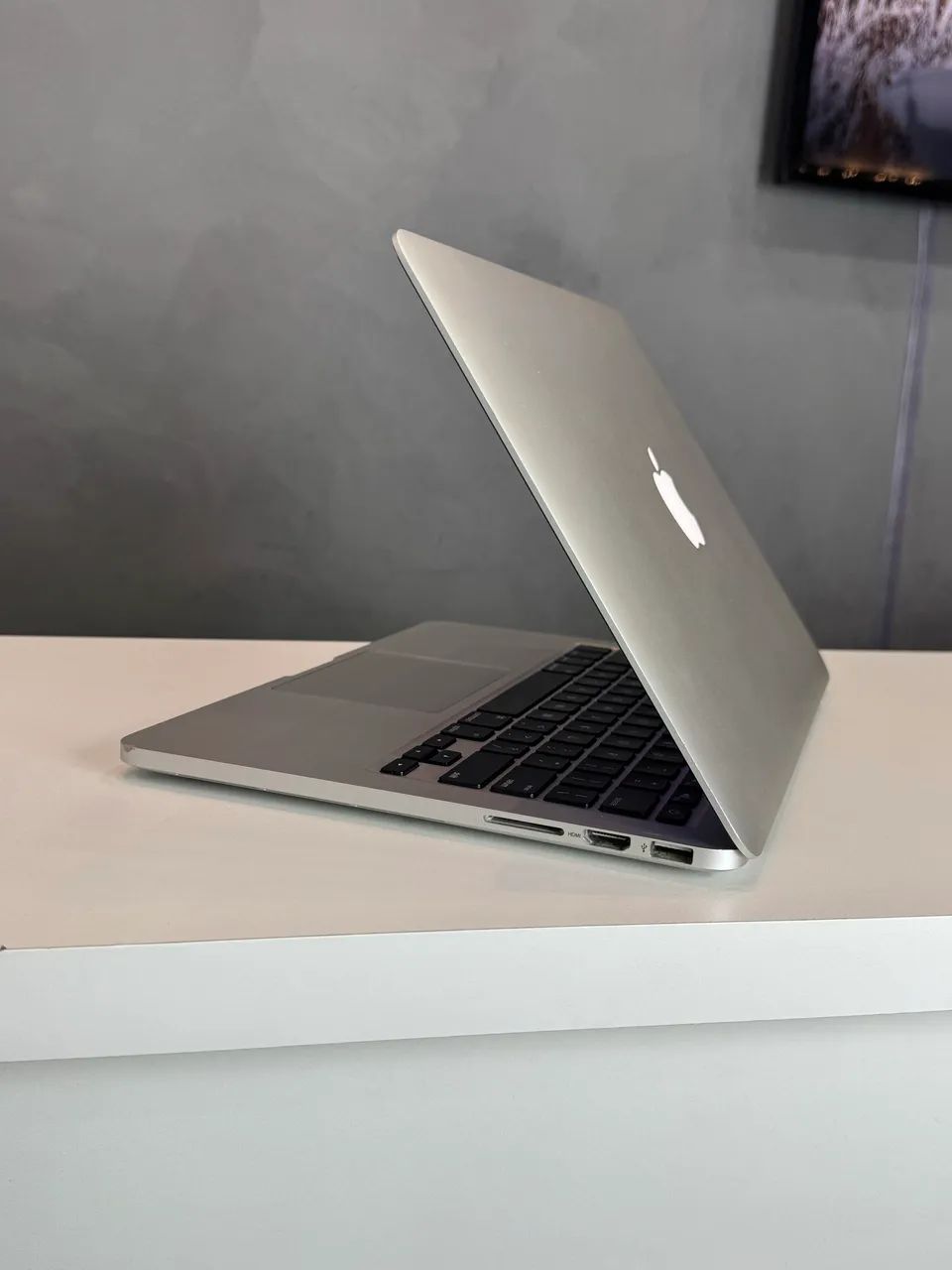 Troco em iphone e iPad) MacBook Pro 2015 8gb 128gb - Notebooks