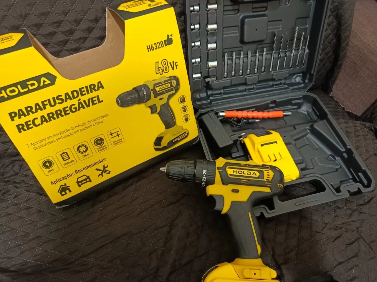 Furadeira Parafusadeira 48v  2 Baterias Recarregáveis