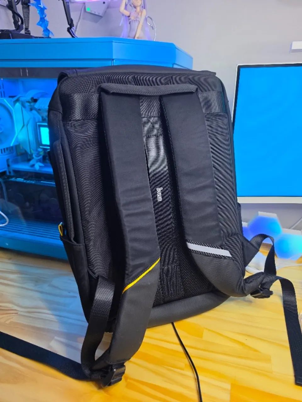 Mochila Divoom Pixoo Backpack-M Smart LED com display Pixel Art - Foto 4