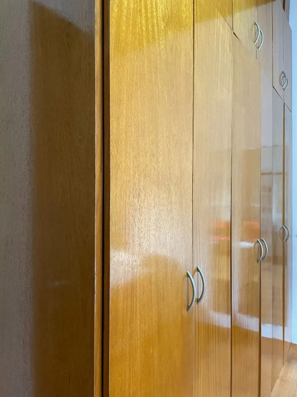 Guarda-Roupa de Madeira - Foto 3