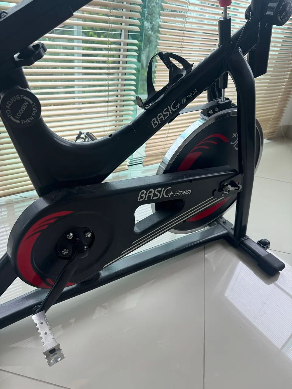 Bicicleta Spinning Basic Fitness - Excelente Estado - Foto 3