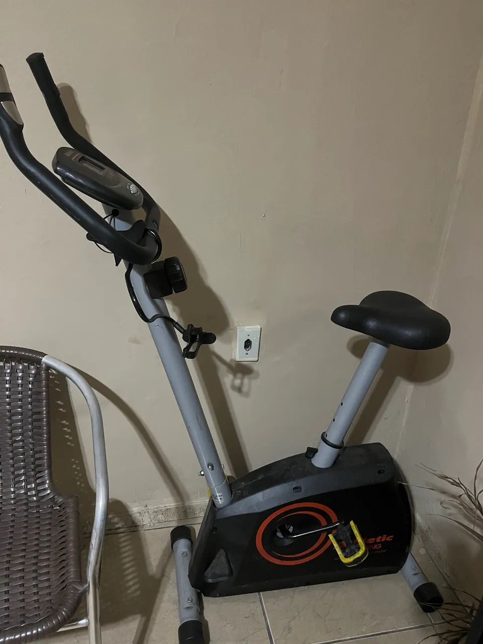 Bicicleta estacionária ergométrica  - Foto 5