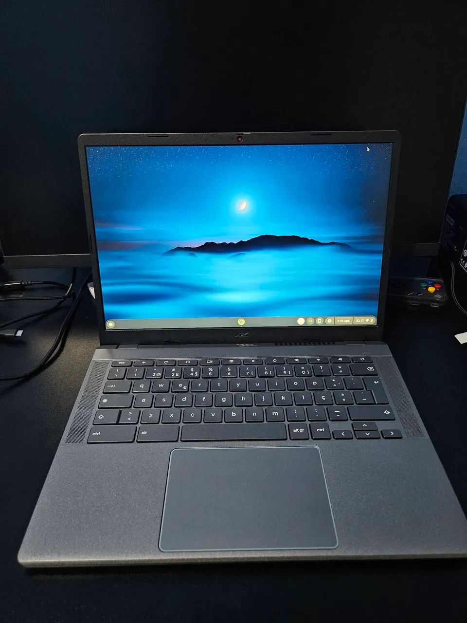 Chromebook plus Acer b514 Ryzen 3 7320c 8gb de ram e 128gb