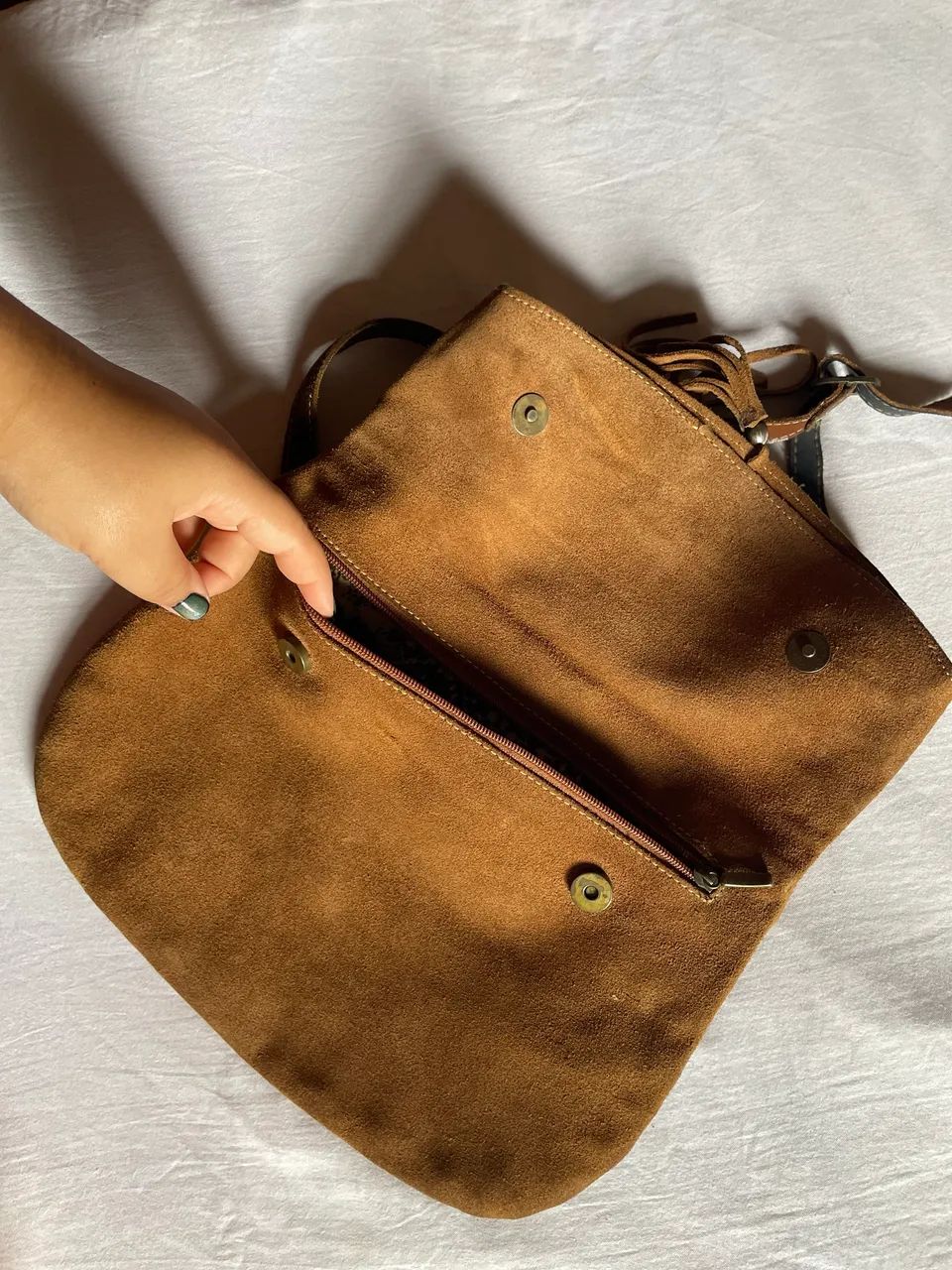 Bolsa transversal boho chic camurça  - Foto 4