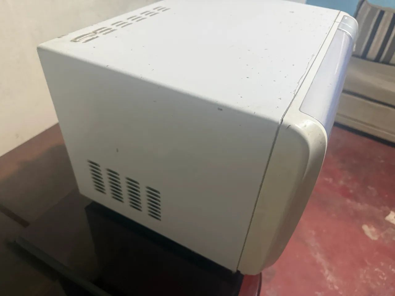 Microondas midea 32 litros - Foto 2