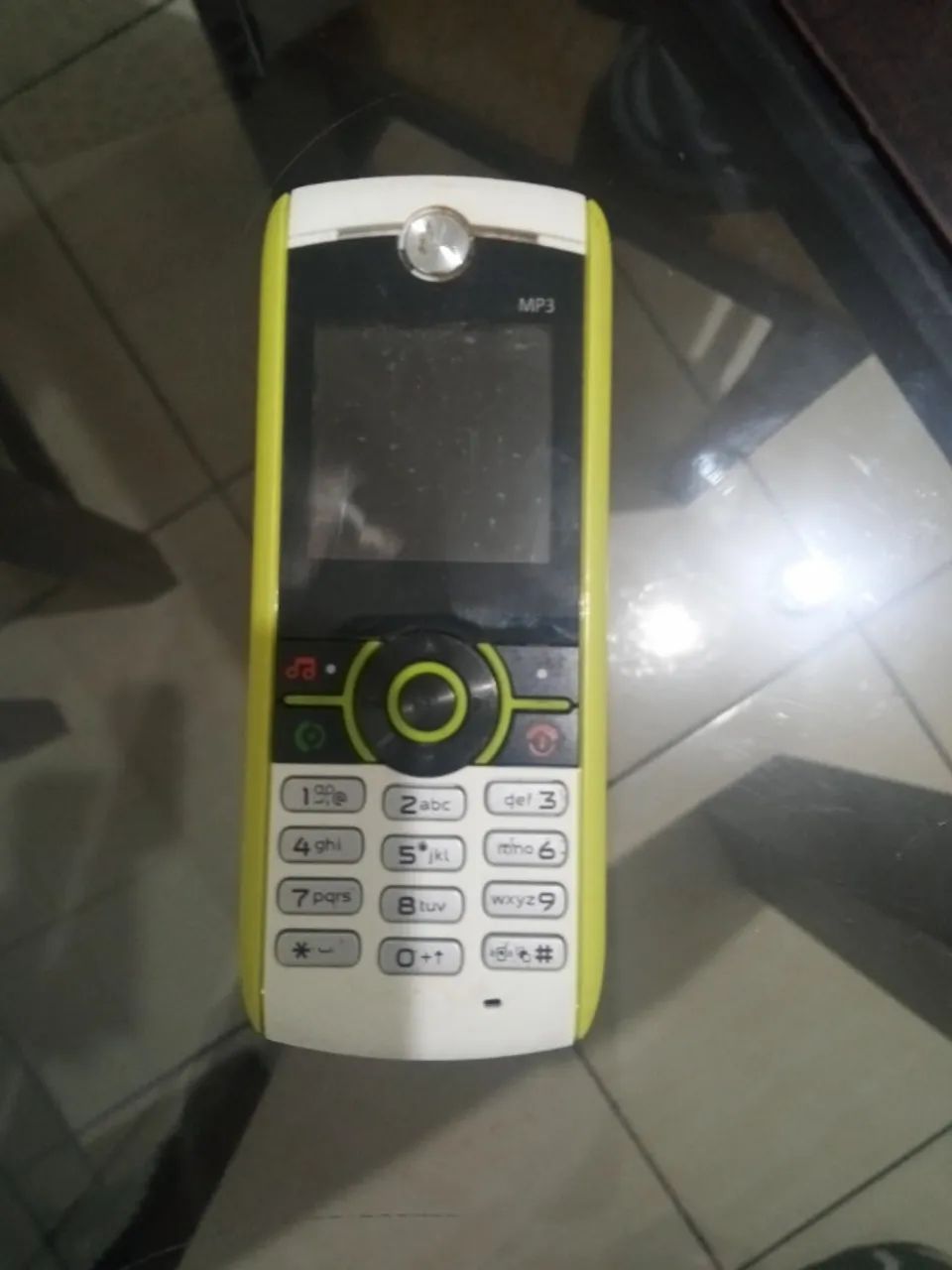 Aparelho celular Motorola 2008 para colecionadores - Foto 3