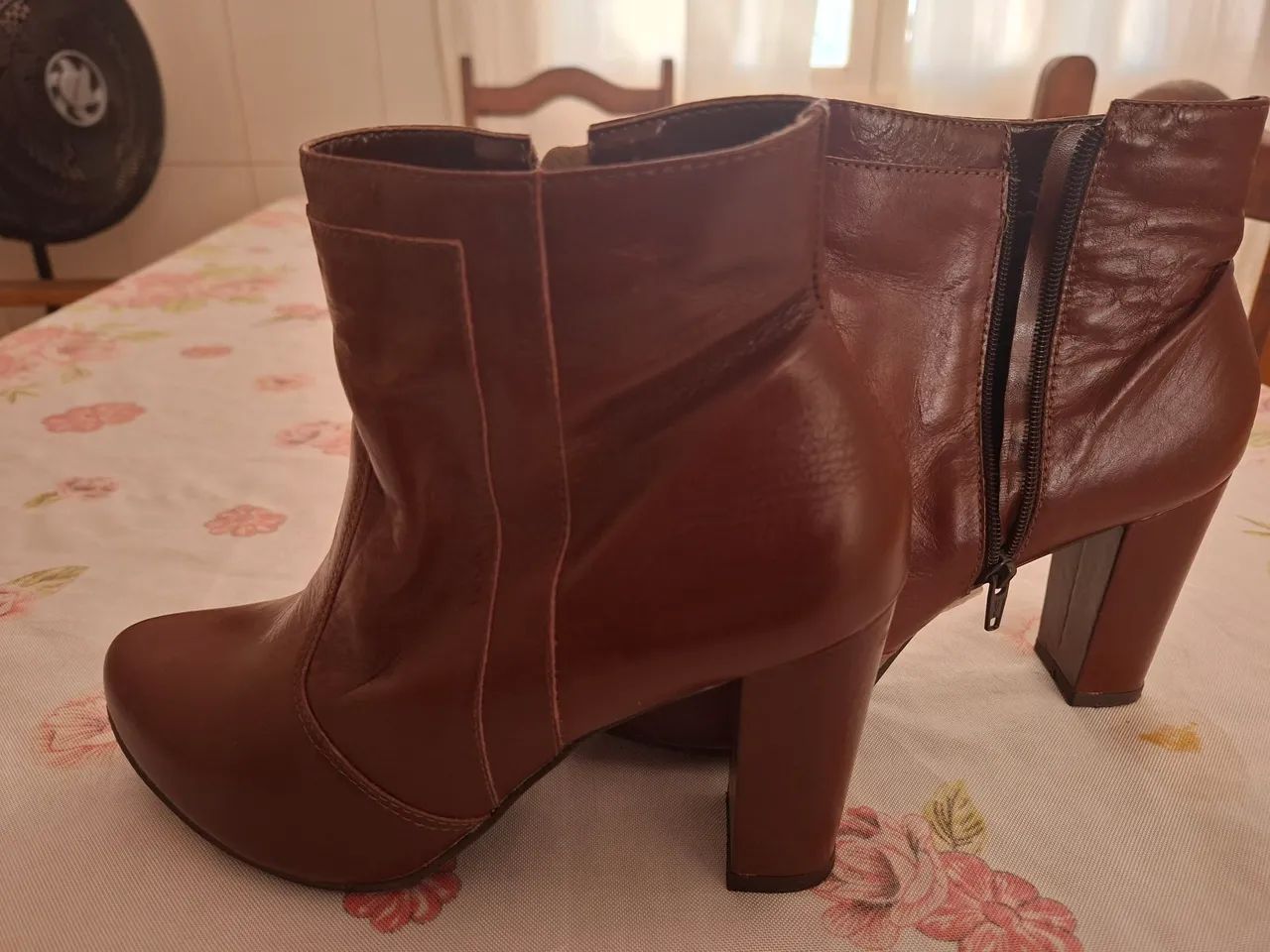 Bota Marrom  - Foto 5