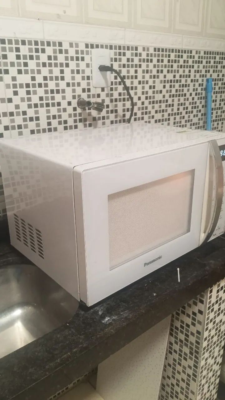 Microondas com avaria 