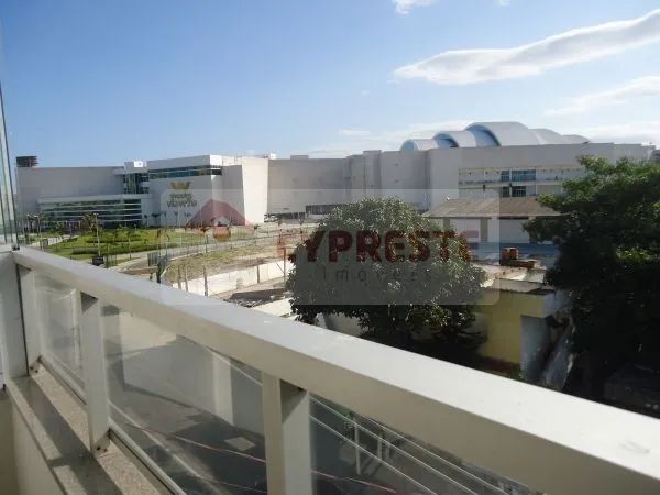 Apartamento com 3 Quartos para aluguel, 90m²