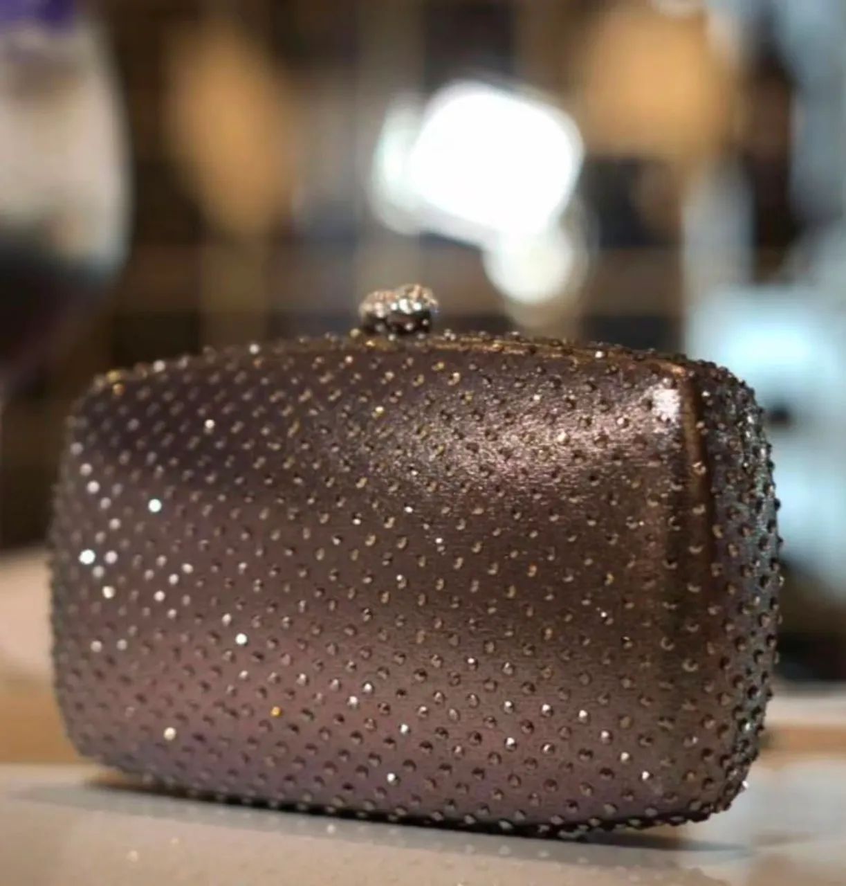 BOLSA DE FESTA EM STRASS