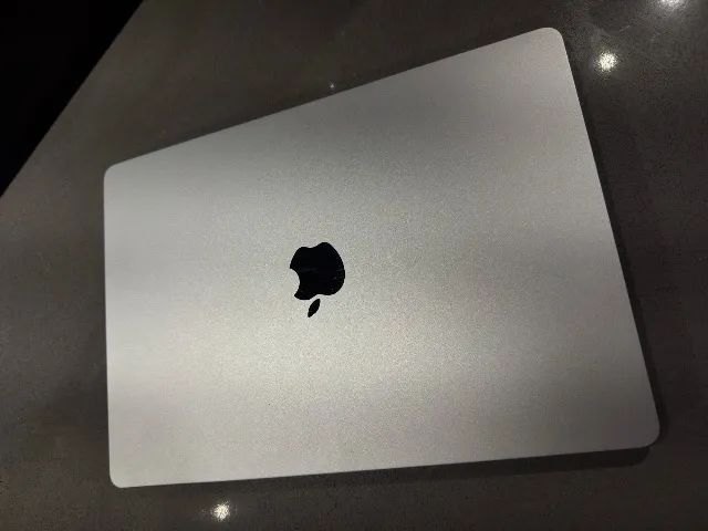 MacBook Air 15 polegadas M3 16GB RAM 256GB Prata - Bateria 100% - Foto 2