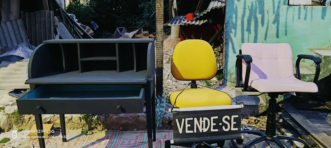 2 Cadeira + mesa  - Foto 2