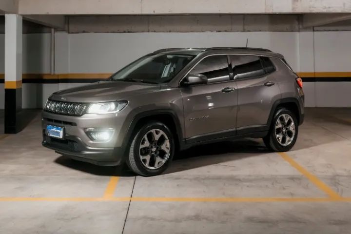 Jeep Compass COMPASS LONGITUDE 2.0 4x2 Flex 16V Aut. 2020