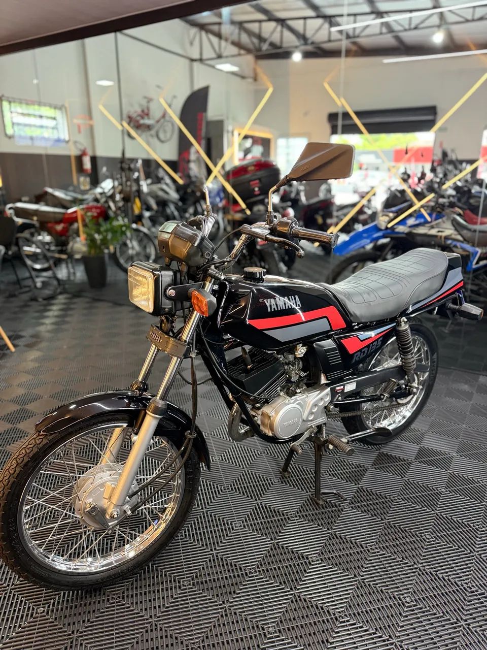 Yamaha RD135 1988 - Foto 3