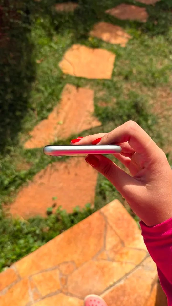 Iphone 11 128GB BRANCO  - Foto 3