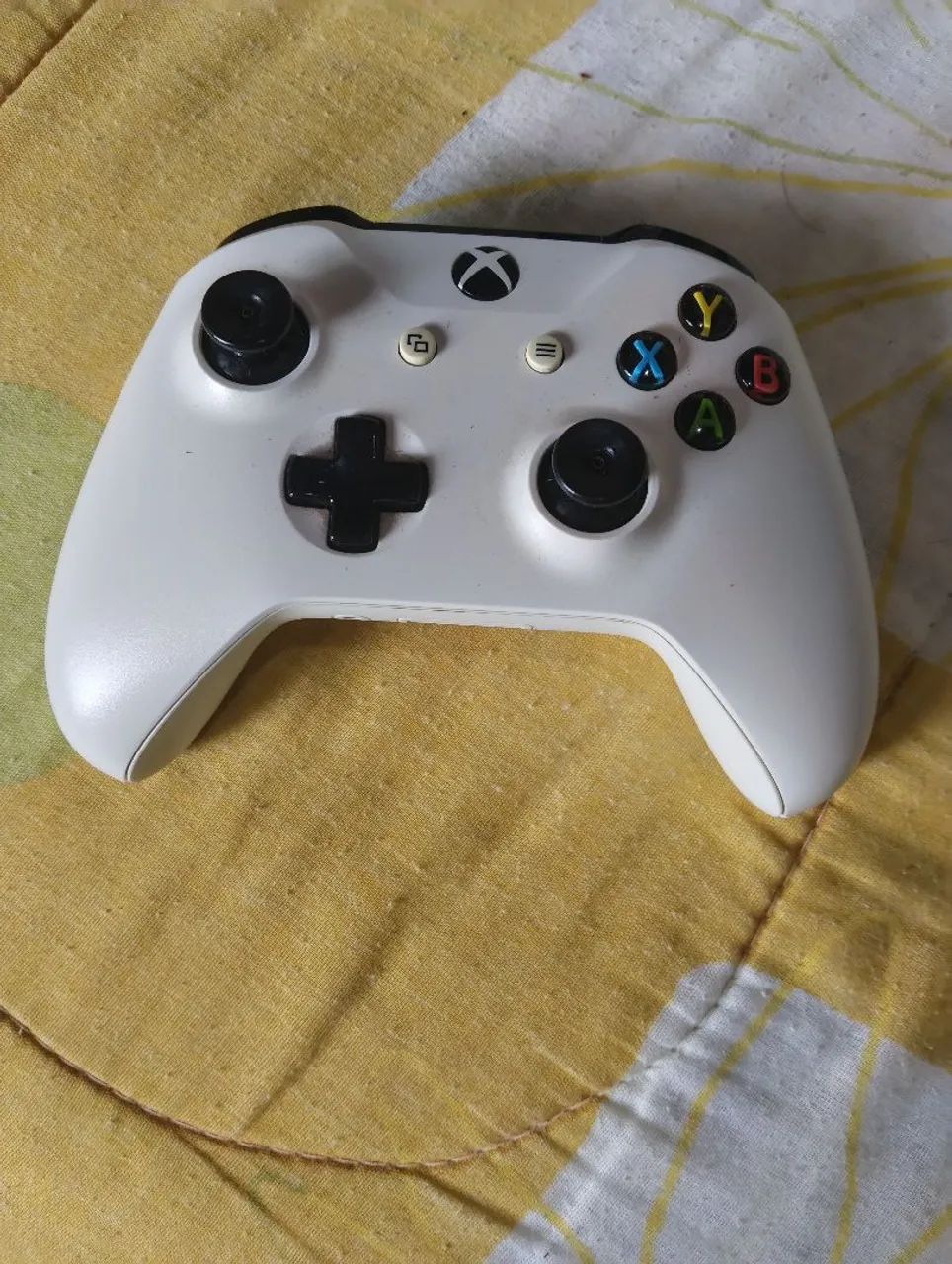 Xbox One S + 2 controles - Foto 4