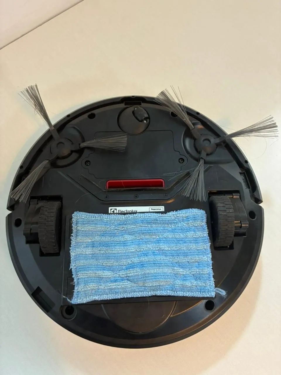 Robô Aspirador Electrolux ERB10 Home-e Speed - usado menos de 5 vezes!!! - Foto 4