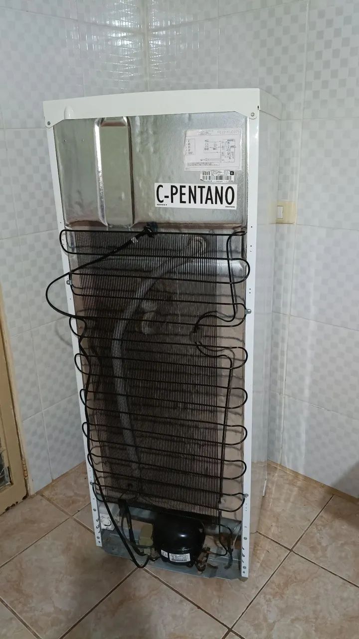 Freezer vertical Eletrolux 173 litros  - Foto 4