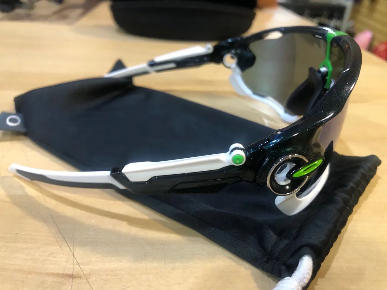 oculos oakley jawbreaker cavendish - Acessórios - Vila da Saúde