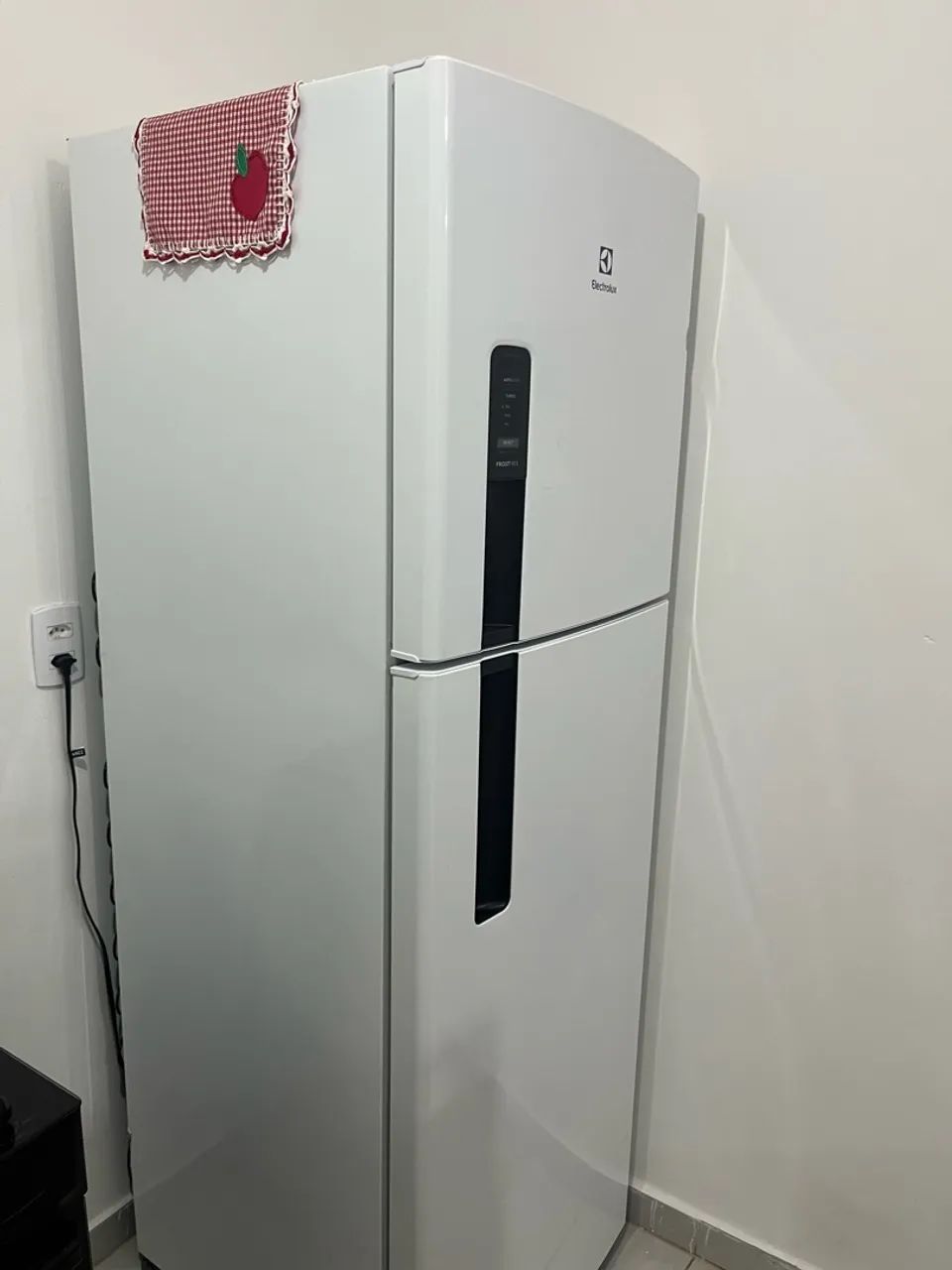 Vende - se geladeira eletrolux  - Foto 2