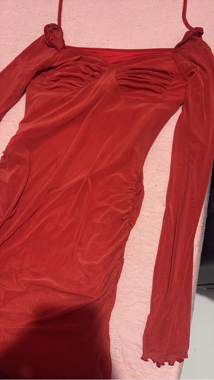 Vestido arrumado para festas 