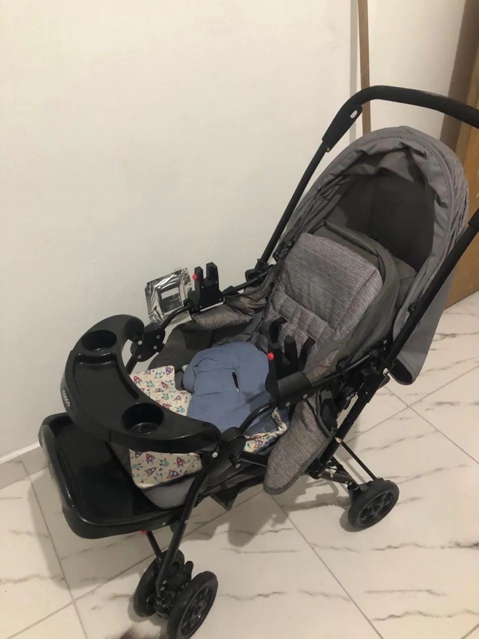 Carrinho de bebê Travel System Cosco Kids, Reverse, 0 a 15kg, Cinza Rajado - Foto 2