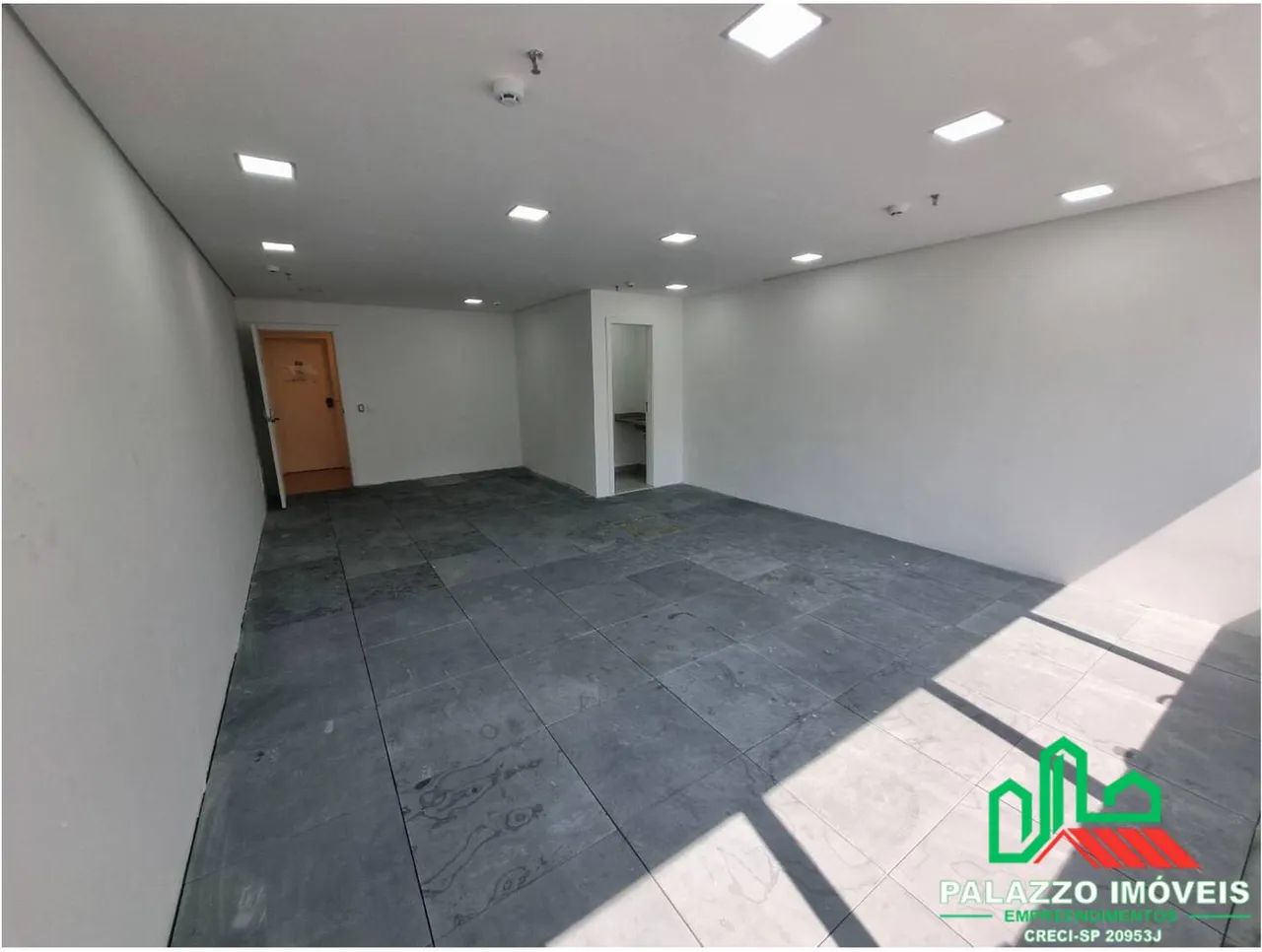 SALA EM CENTRO EMPRESARIAL 02 VAGAS EM ALPHAVILLE 83,5M2 BARUERI-SP