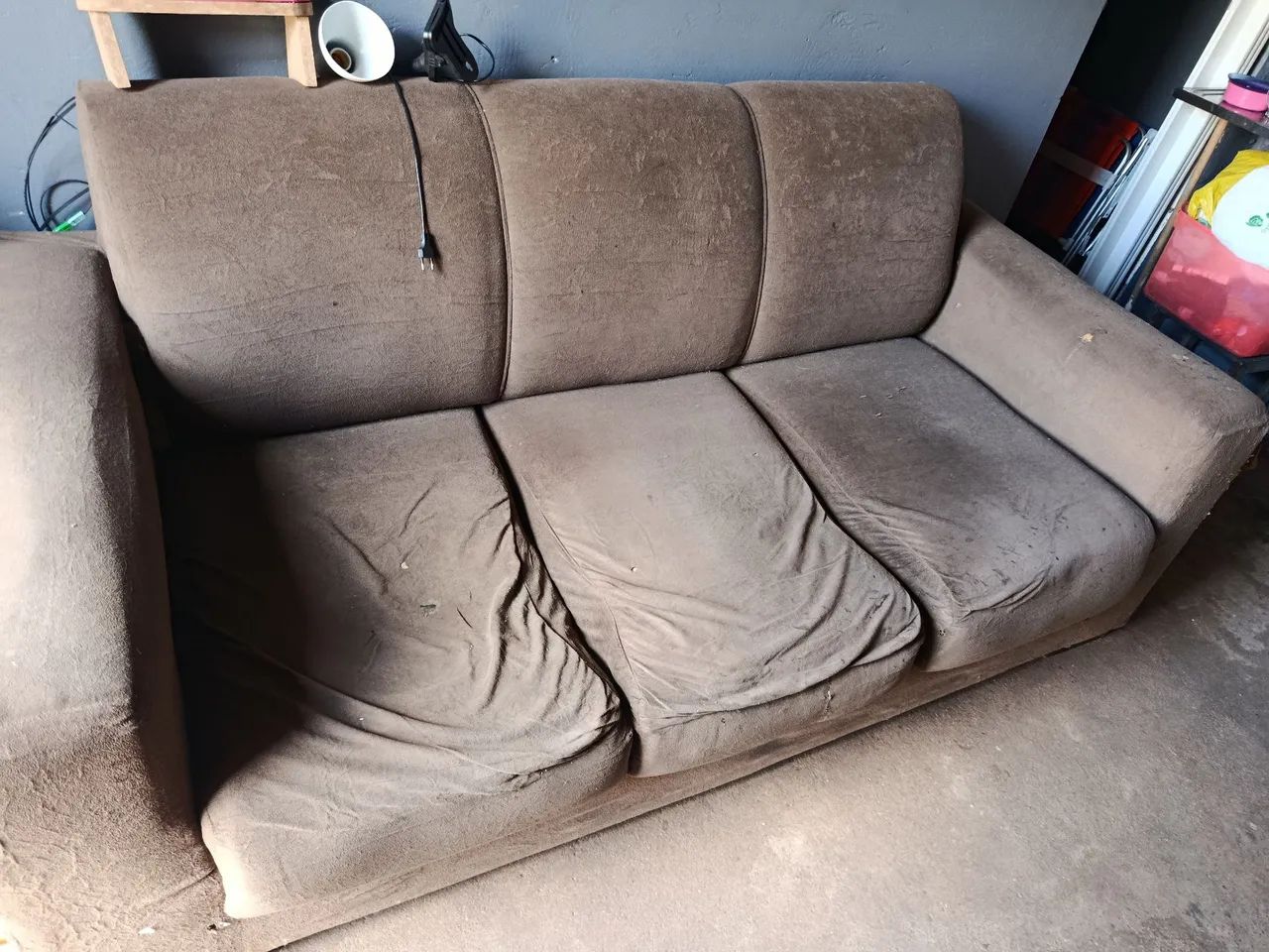 Vendo esse sofa de três lugares  - Foto 2