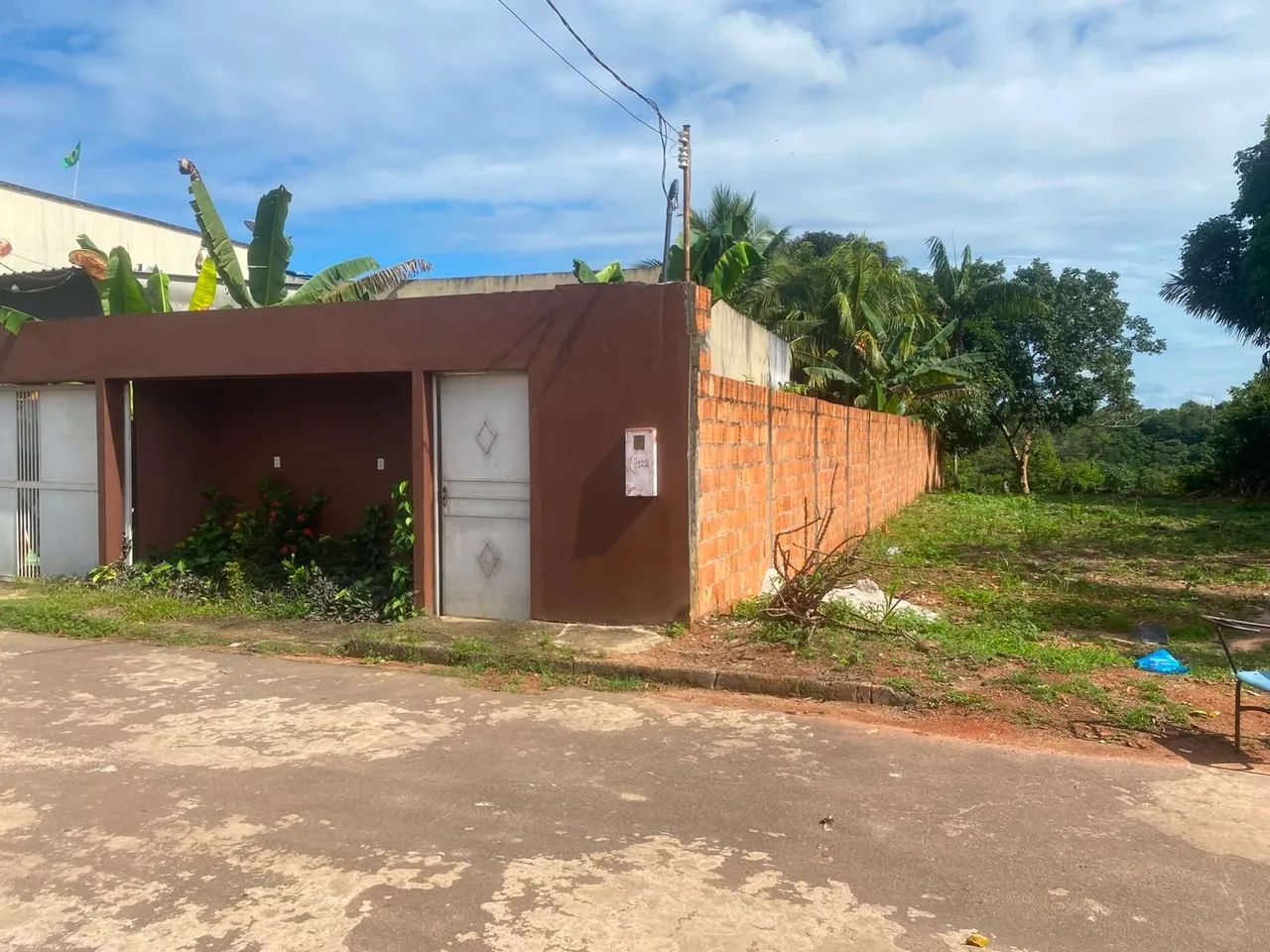 Casa estilo sítio com lago privativo  dentro da cidade  - Foto 2