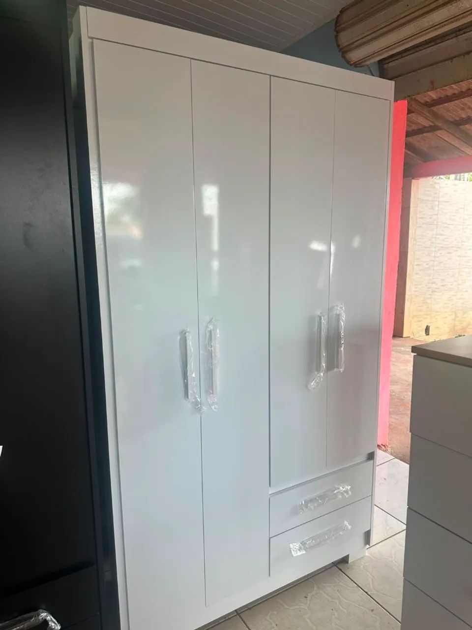 GUARDA ROUPA DE SOLTEIRO NOVOS NA CAIXA 