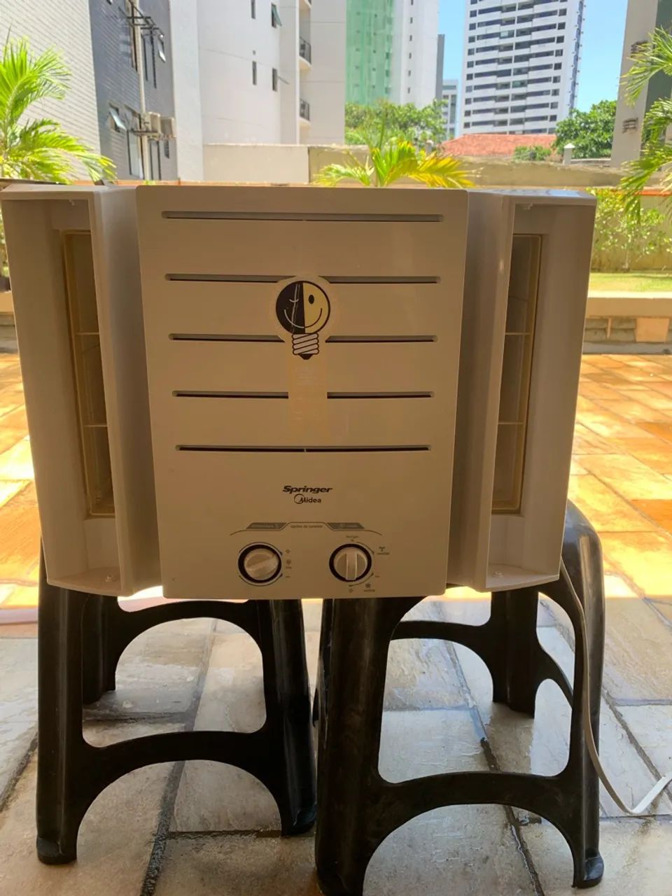 Microondas de janela 7500 bitus