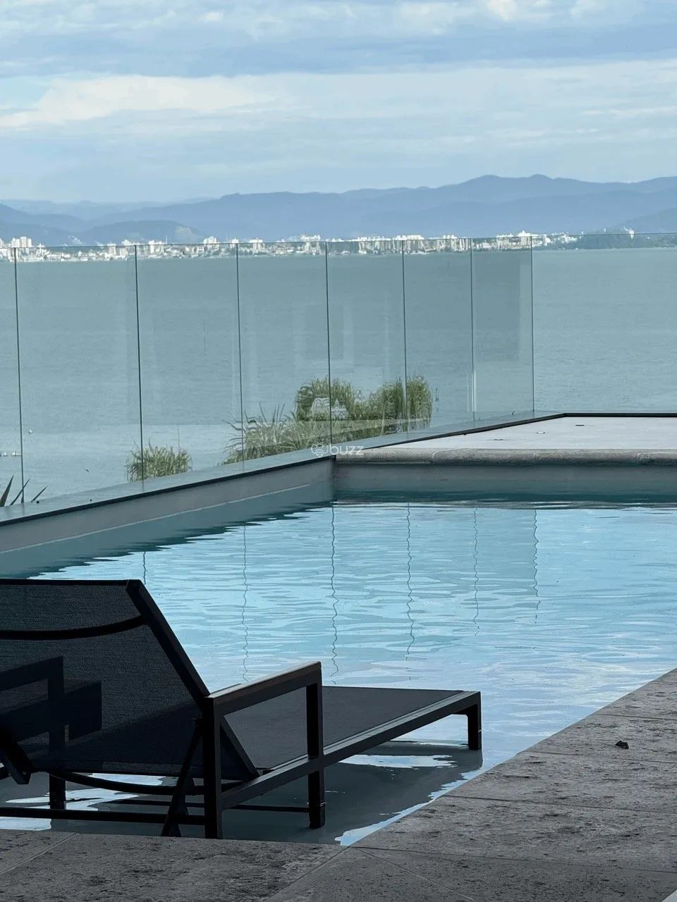 Casa em Condomínio 4 quartos 561m² no Villa Marinero