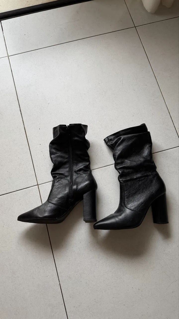 Bota 37 usada 1x apenas