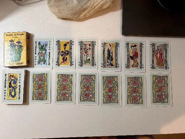 Baralho Colecionável - SECRETOS DE ORIENTE - 55 cartas  - Foto 3