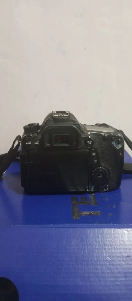 Camera Canon d70  - Foto 3