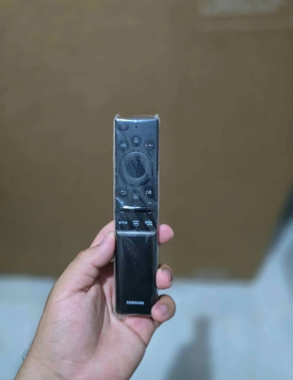 VENDO TV Samsung 75 polegadas com defeito (modelo 2022) - Foto 5