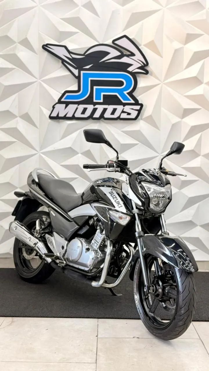 SUZUKI INAZUMA 250cc 2016