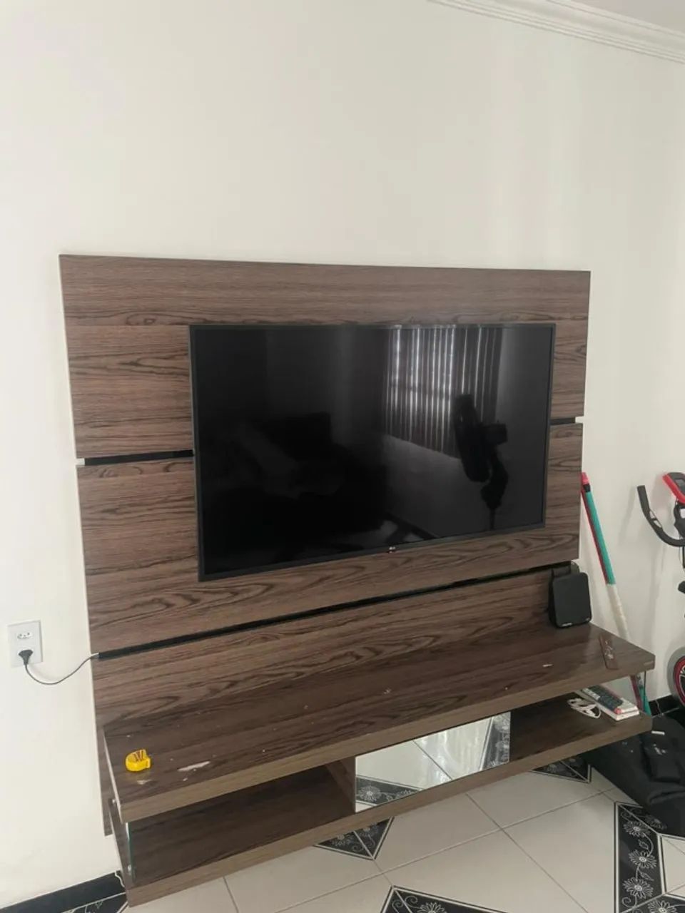 Painel para TV até 65" - Usado - Foto 2