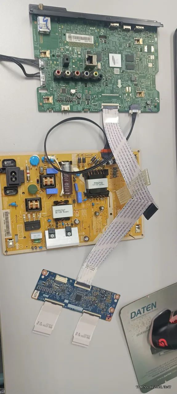 Peças tv Samsung praticamente nova