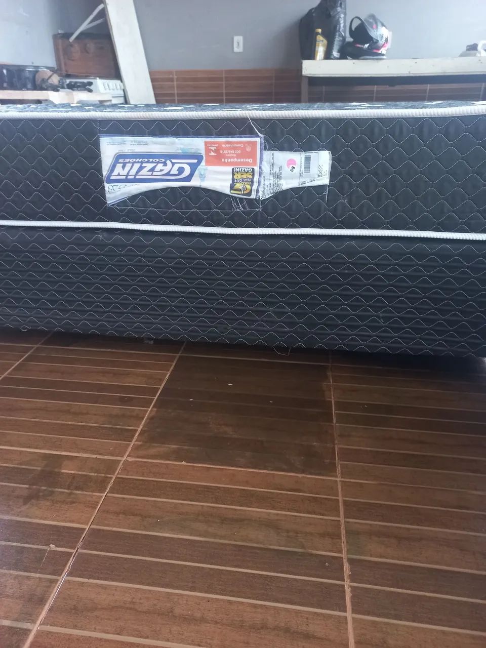 Cama bom casal pouco usada  - Foto 3