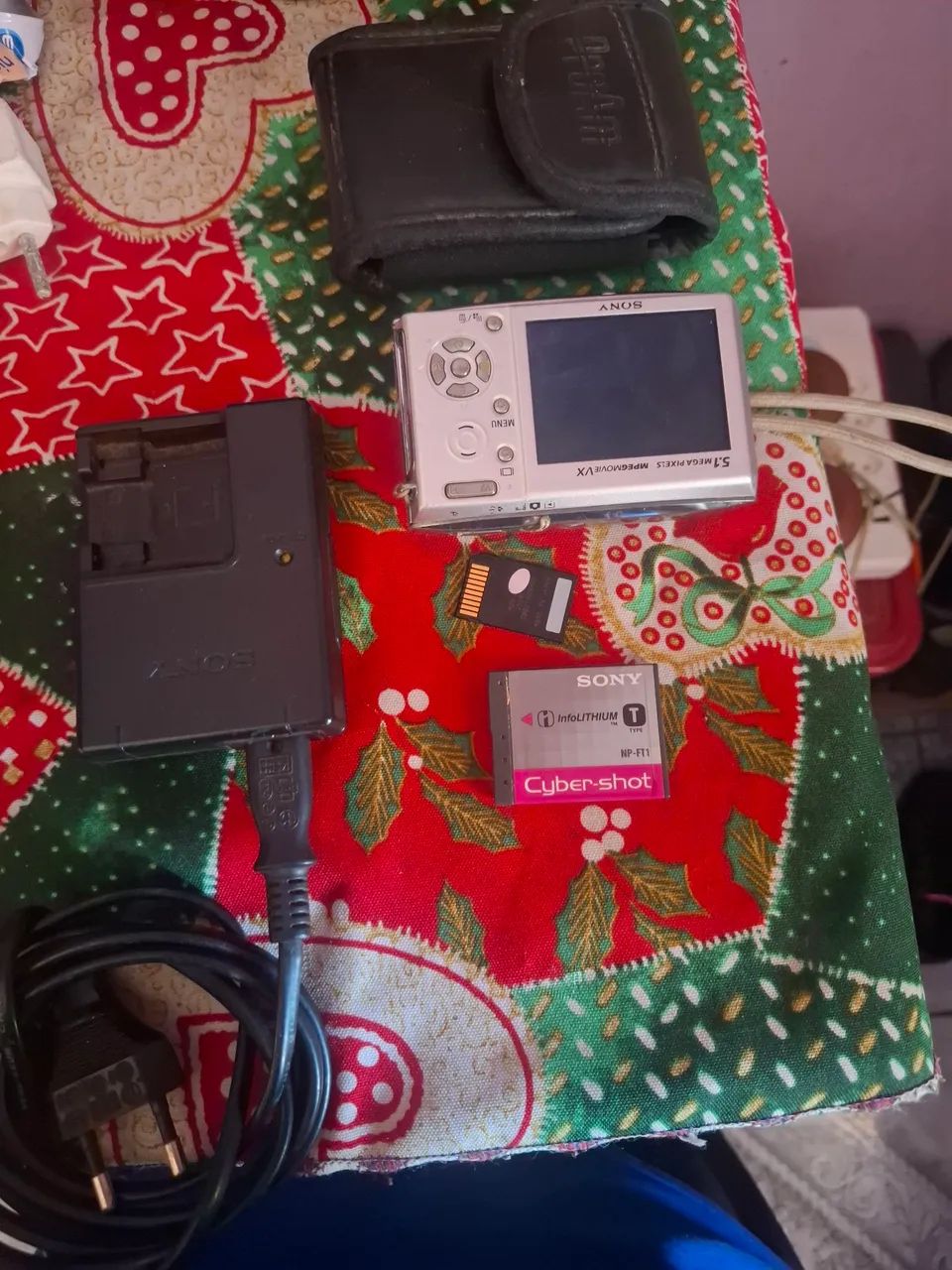Camera  cybeshot Sony completa